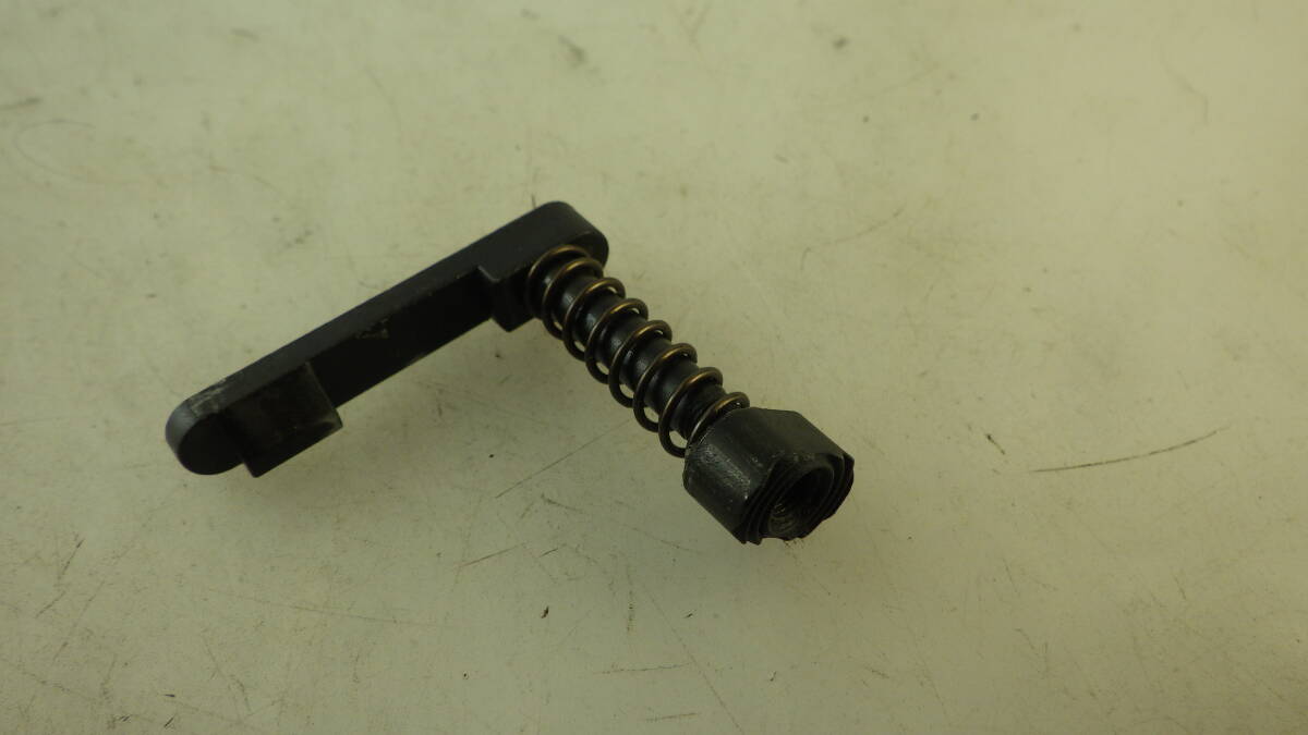 東京マルイ M4A1 カービン GBB マガジンキャッチ拍卖