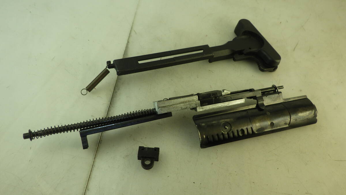 東京マルイ 次世代M4CQB-R チャージングハンドル拍卖