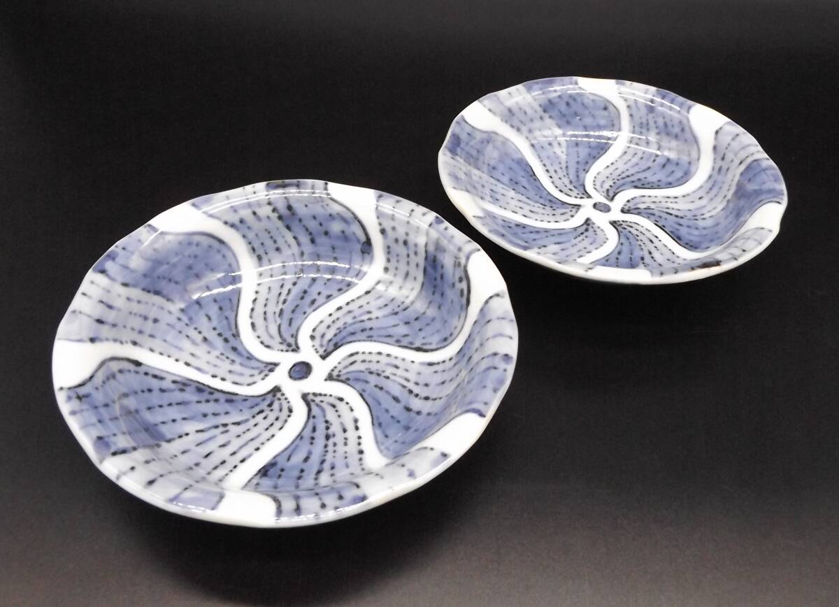 九谷焼 三代 須田菁華造 在銘 染付皿 2客 染付 須田青華 和食器 懐石 料亭 旅館 陶器 菁華窯 古九谷拍卖