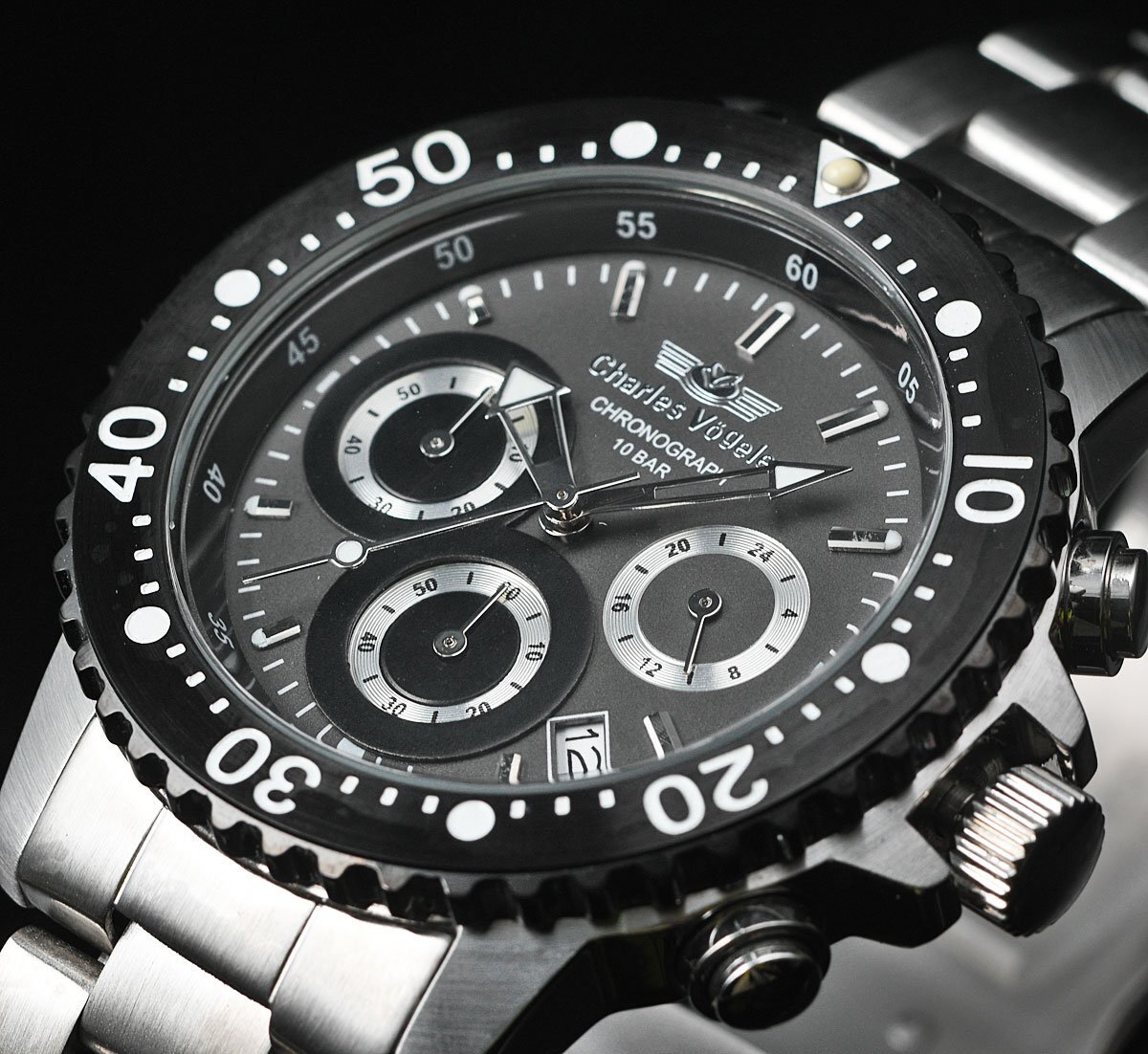 【入手不可能】定価6万 新品未使用 精悍なグレーメタリック 100m防水 クロノグラフ 腕時計 メンズ CHARLES VOGELE 重厚なステンレス拍卖