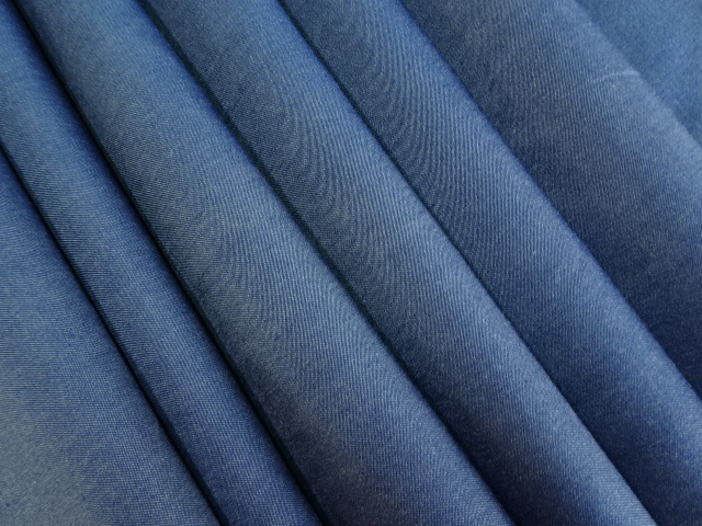 国産服地/数量限定/t/c/デニム/7.5oz/インディゴ系/4m/管576拍卖