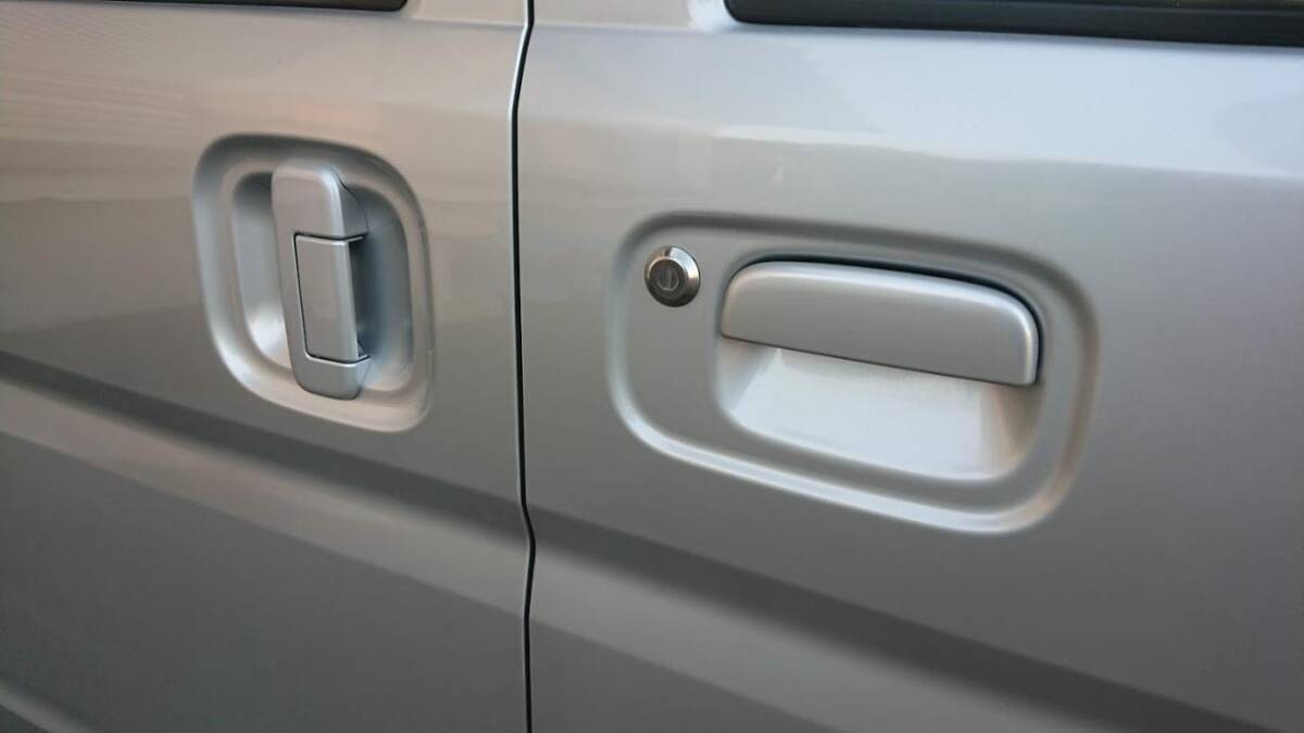 ●新品 未使用●スズキ純正品 SUZUKI エブリイ DA17 ドアアウトサイドハンドル フロント リア 左右セット 1台分 シルバー拍卖