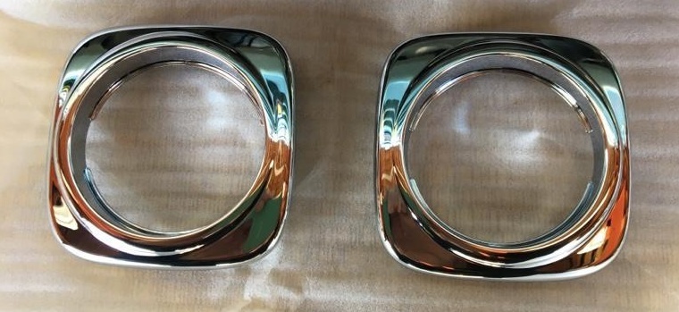 ●新品 未使用●スズキ純正 キャリィ DA16T フォグランプベゼル クロームメッキ左右拍卖