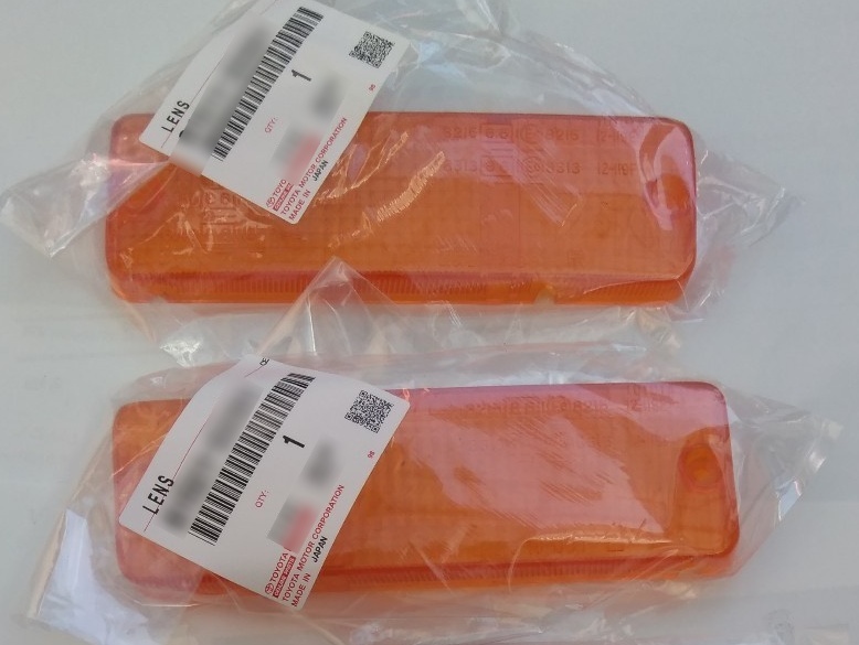 ●新品 未使用●トヨタ 純正品 TOYOTA GS120系 クラウン フロントウィンカーレンズ GS12#LS12#MS12#YS12拍卖