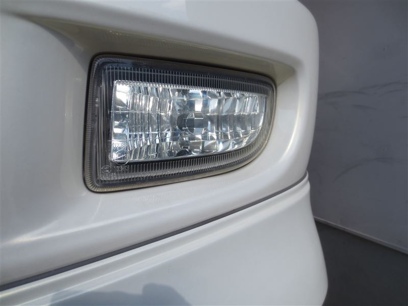 ●新品 未使用●トヨタ 純正品 ランクル UZJ100W HDJ101K UZJ100 フォグランプ 左右 セット ランドクルーザー拍卖