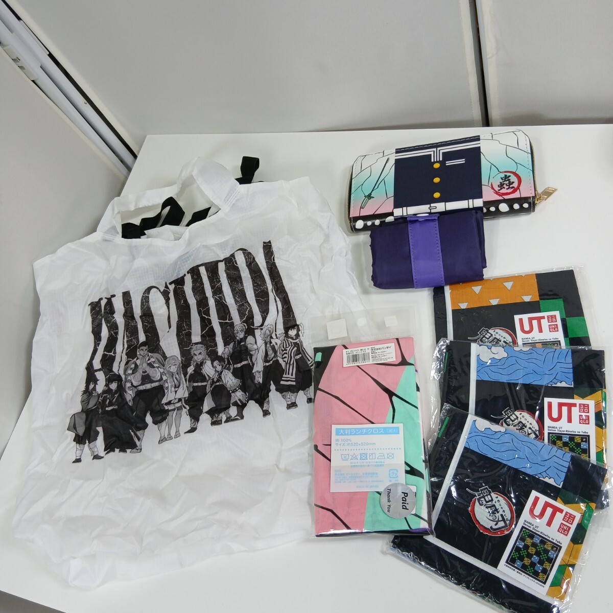 #934 鬼滅の刃 グッズまとめ 胡蝶しのぶ UNIQLOコラボ エコバッグ/和歌山県にて引き取り大歓迎拍卖