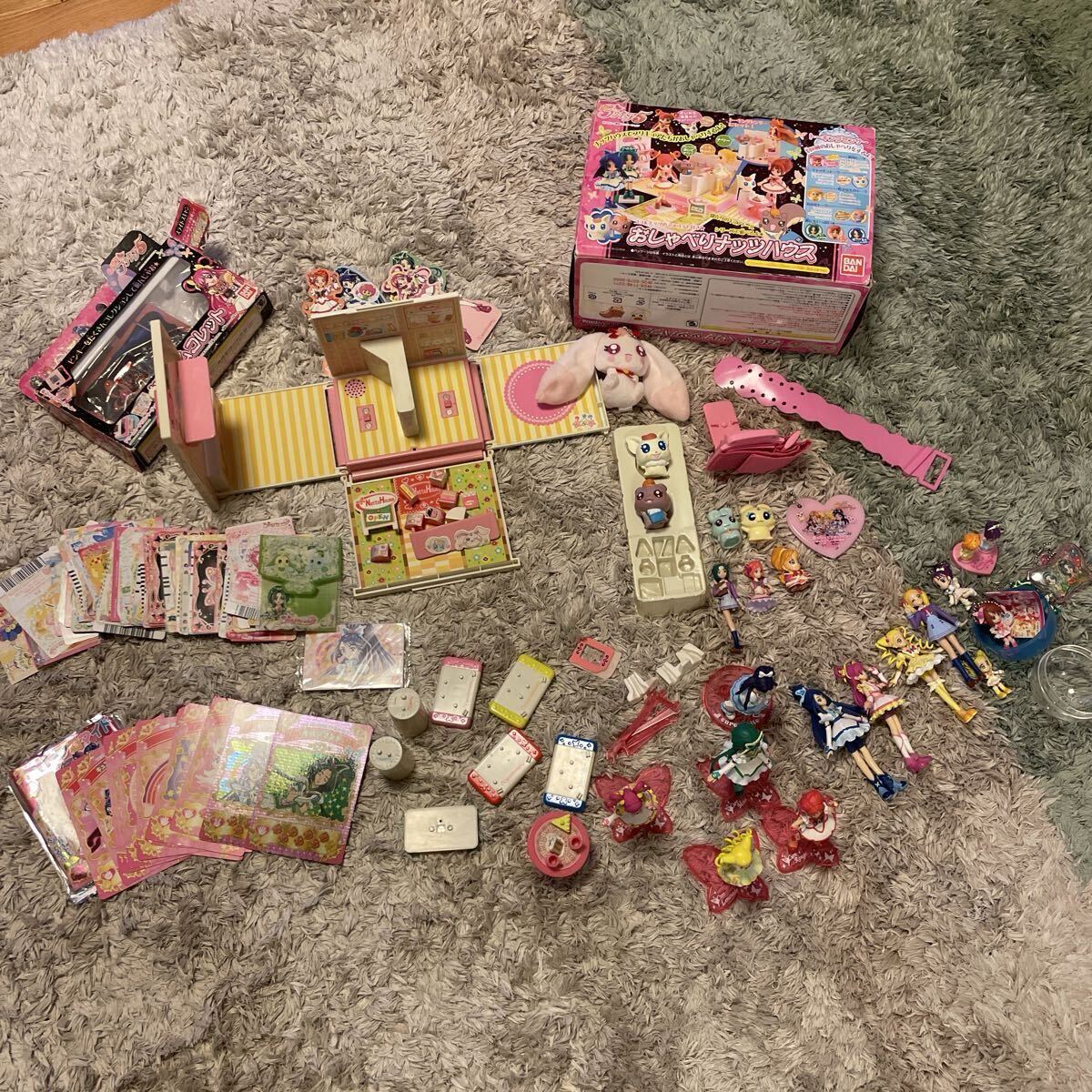 プリキュアグッズ いろいろ フィギュア5 カード プロマイド トレーディング おもちゃ ドリームコムレット おしゃべりナッツハウス拍卖