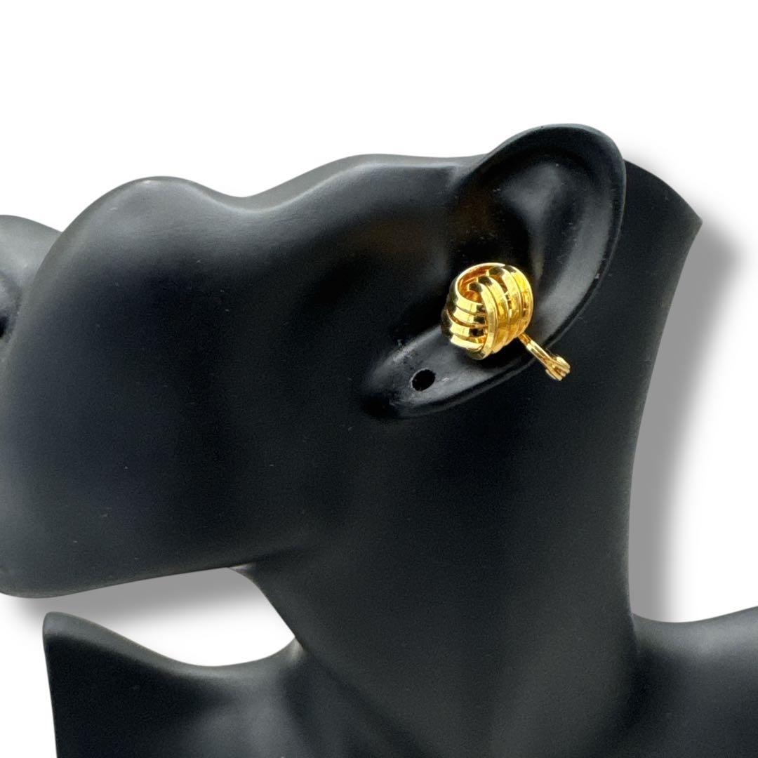 極美品 イヤリング ゴールド MONET 刻印 ツイスト コスチュームジュエリー MONET vintage knot clip-on earrings gold拍卖