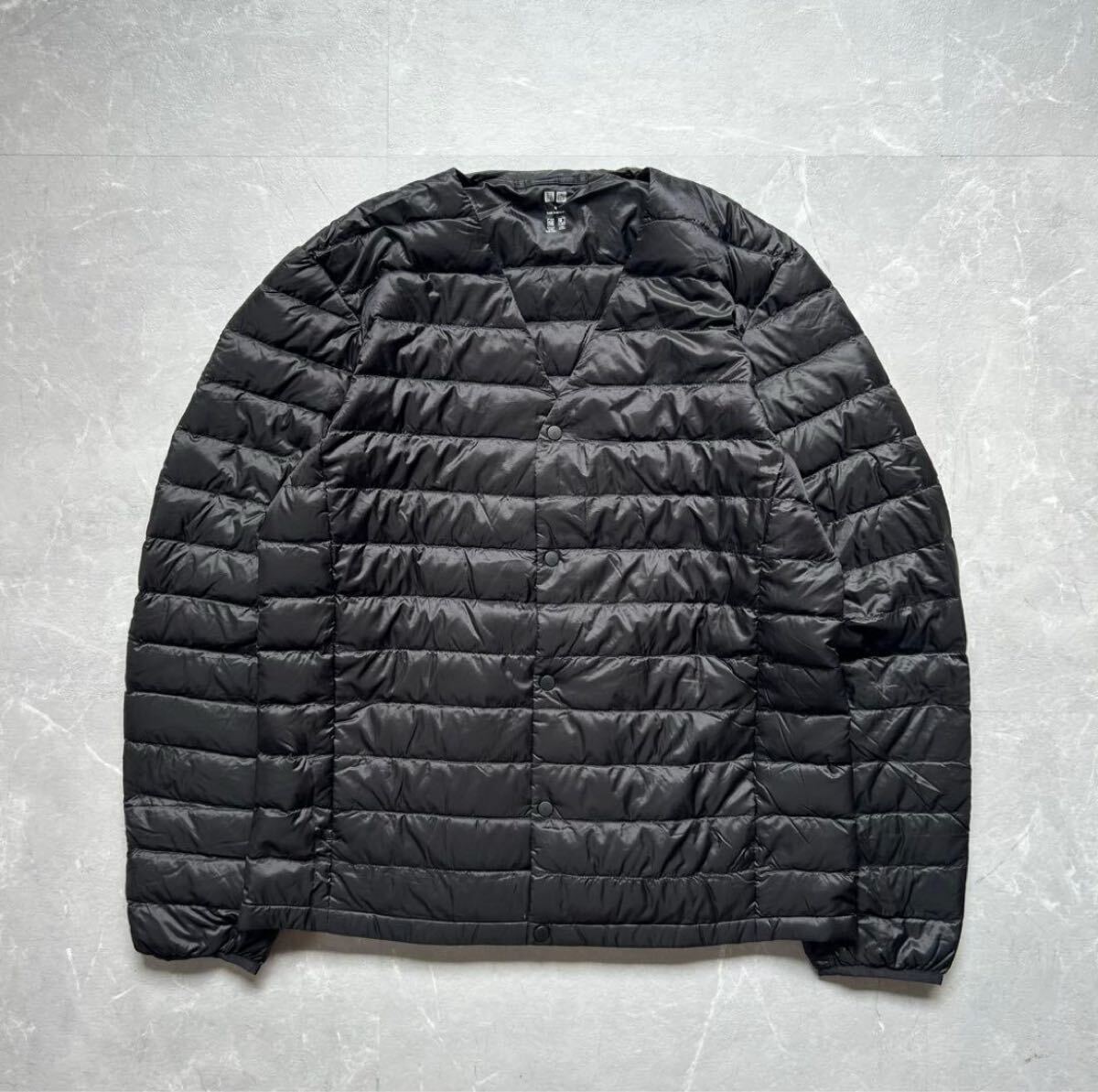 ユニクロ ウルトラライトダウンジャケット ノーカラー メンズ M ブラック 中古 UNIQLO 軽量 キルティング 黒 ダウン フェザー ブルゾン拍卖