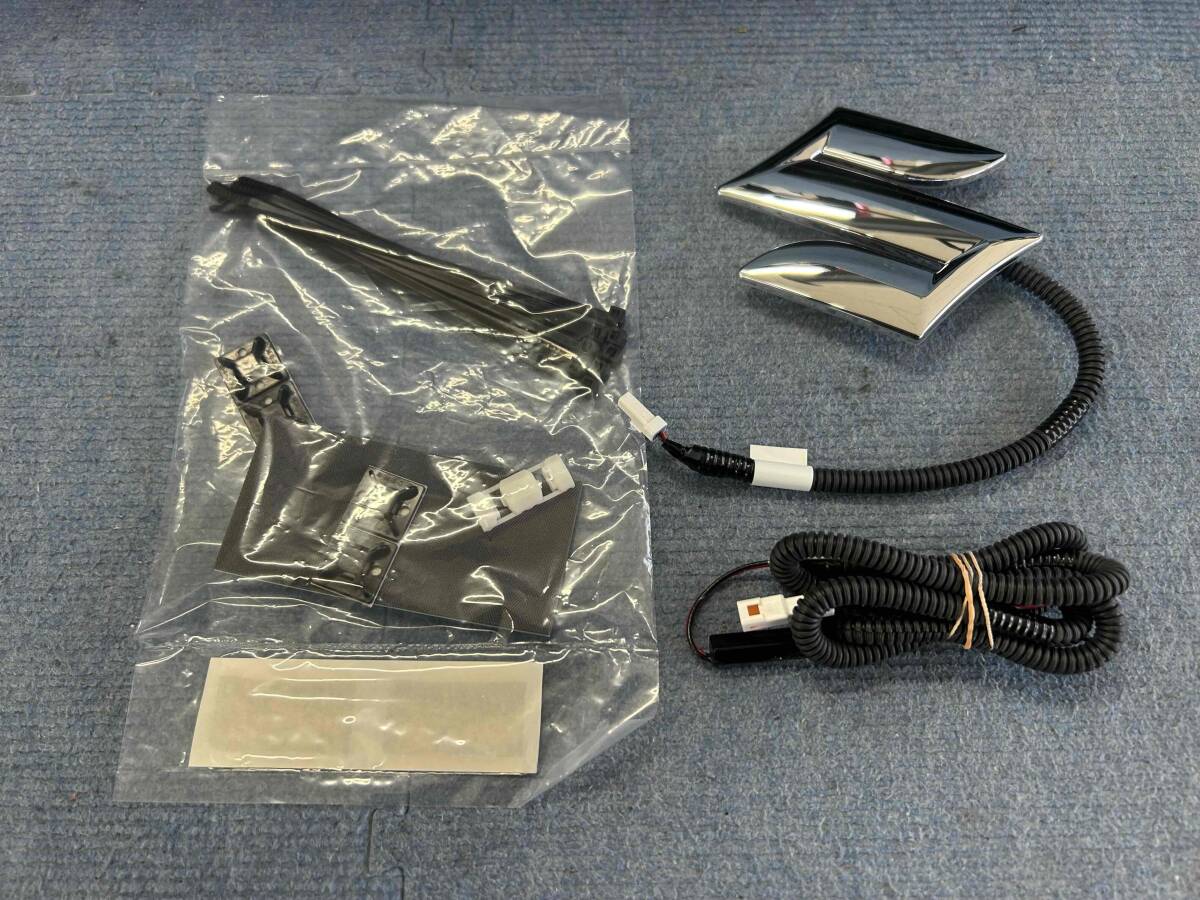 スズキ純正 ワゴンR MH35S MH55S MH85S MH95S(現行モデル) エンブレムイルミネーション 99213-63RA1 【未使用箱無し】B拍卖