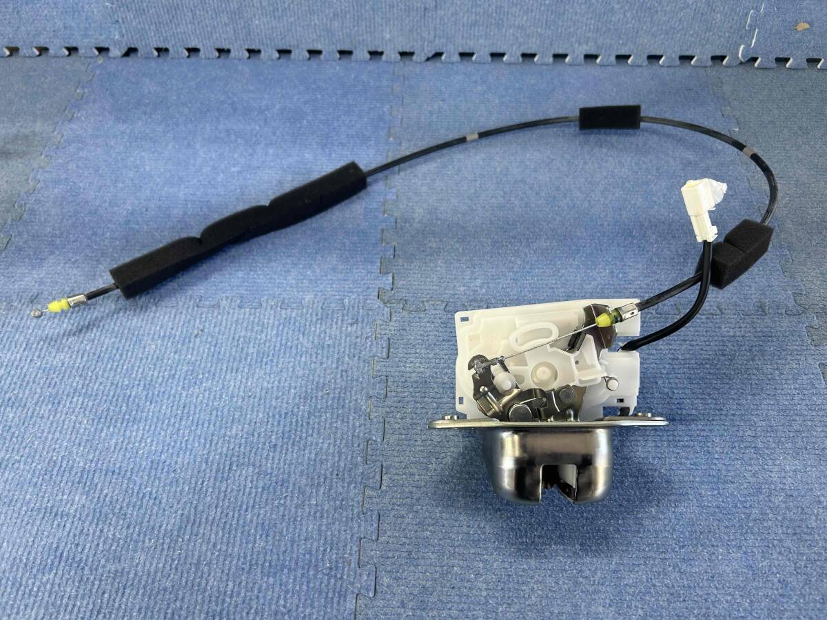 ホンダ純正 N-BOX JF1 リア バックドア ロック ラッチ 26年式拍卖