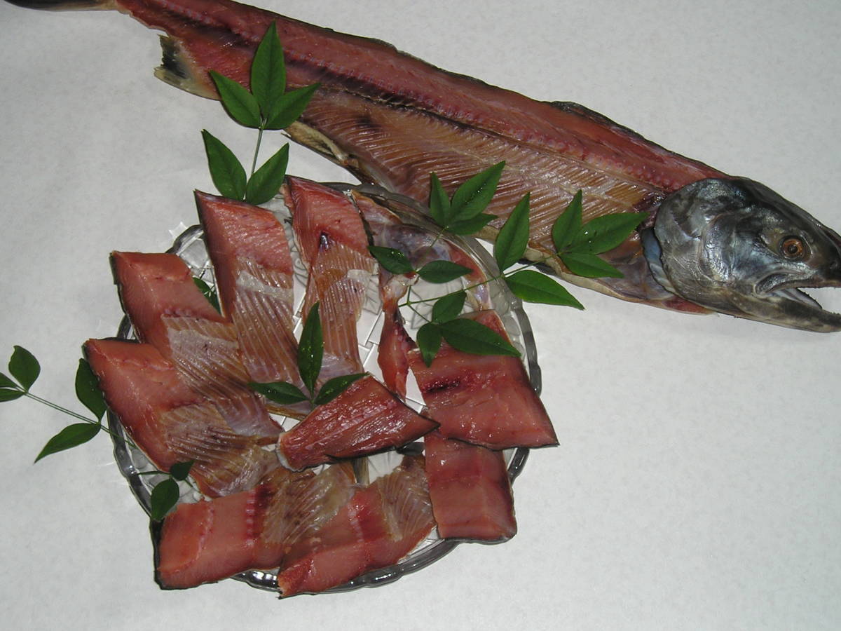 運賃割安 超特価 村上産寒風干し新巻鮭2.8k半身. 拍卖