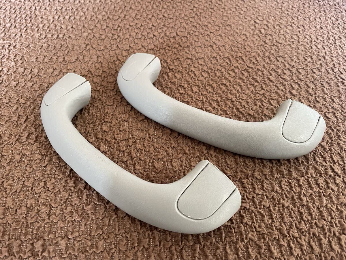 トヨタ 200系 ハイエース 1型 左右スライドドア上部の純正アシストグリップ拍卖