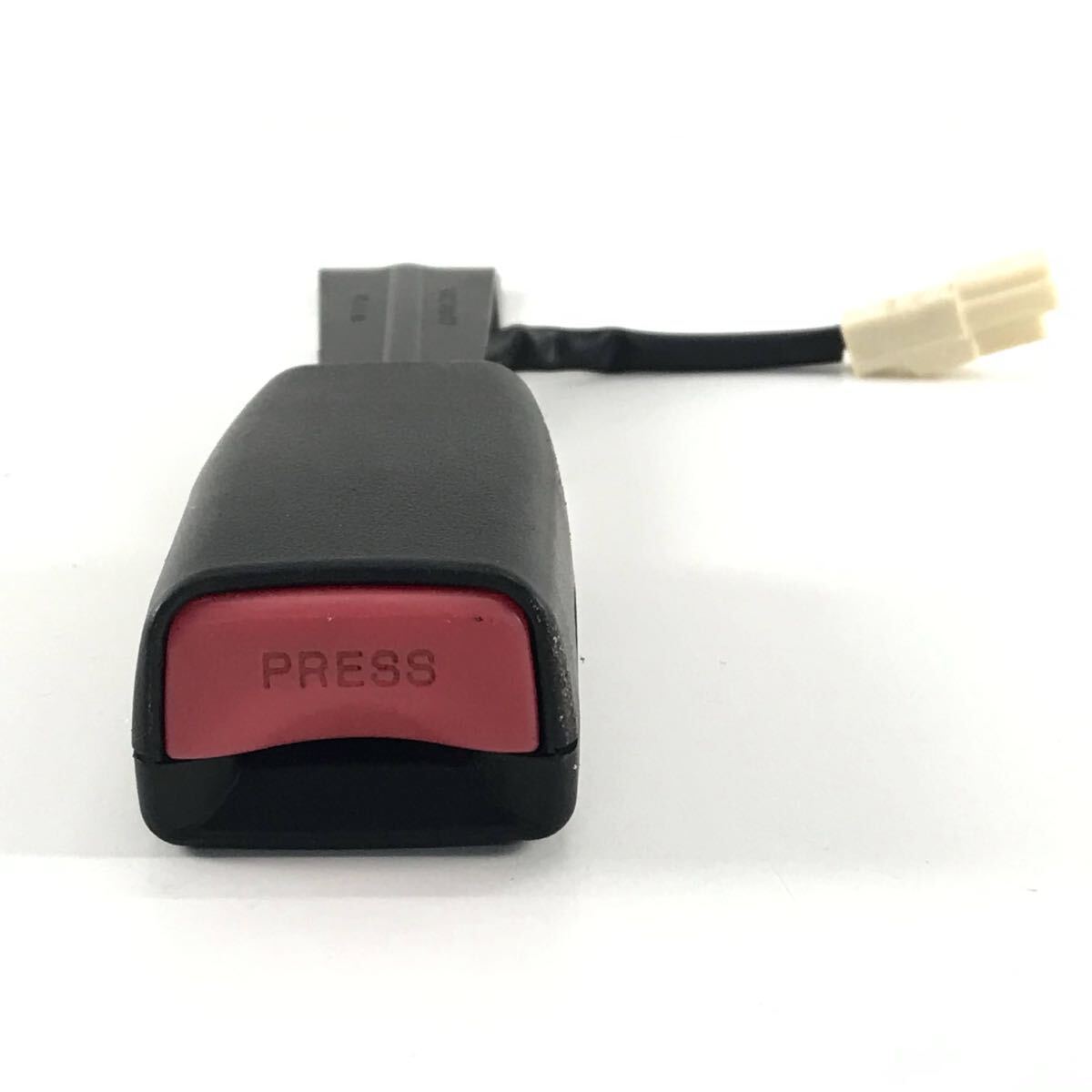 [送料無料 スズキ ワゴンR MH21S MH22S マツダ AZワゴン MJ21S MJ22S シートベルトバックル 受け キャッチ 拍卖