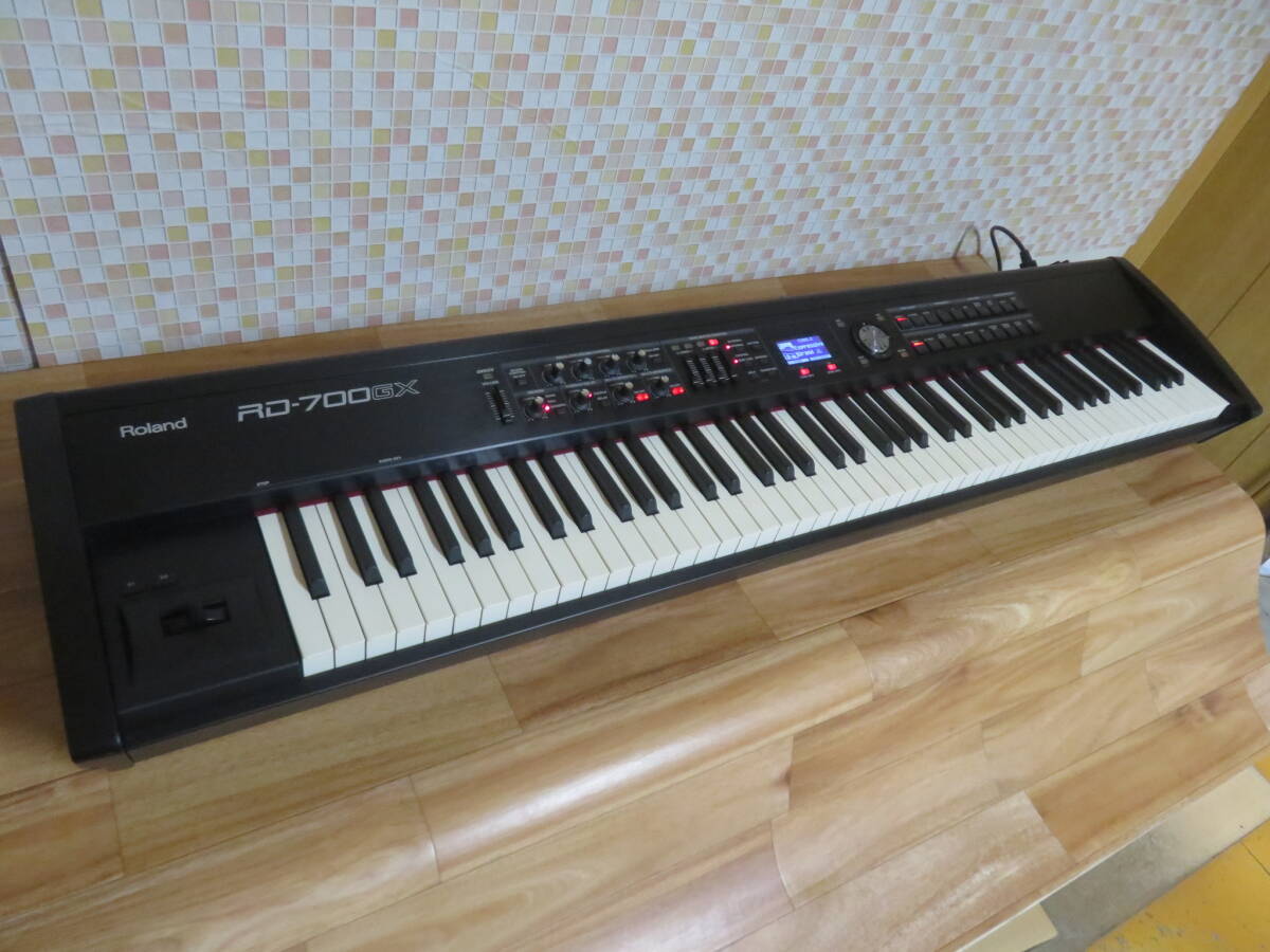 Roland ローランド RD-700GX 電子ピアノ ステージピアノ 電源コード付き 室内保管品 拍卖
