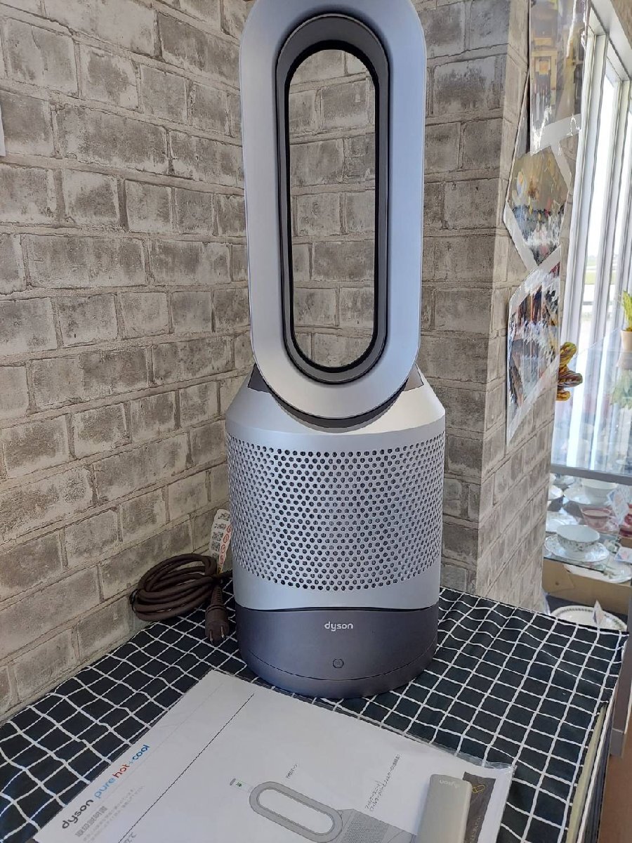 〇 dyson ダイソン 空気清浄機能付きファンヒーター pure hot&cool HP00 シルバー 2023年 箱無 羽無 温風 冷風 送風 空調機器 中古拍卖