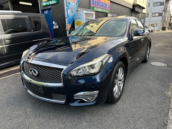 フーガハイブリッド 3.5 サンルーフ レザーシート拍卖