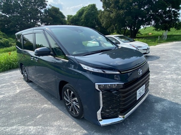 ヴォクシー 1.8 ハイブリッド S-Z 純正10.5ナビ パノラミックビューモニター拍卖