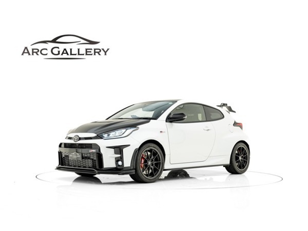 GRヤリス 1.6 GRMN サーキットパッケージ 4WD 500台限定車 Defi追加メーター拍卖