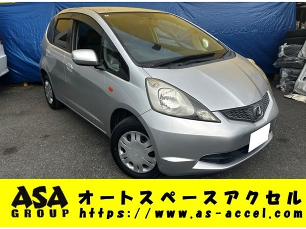 フィット 1.3 G ナビ TV ETC 前後ドライブレコーダー拍卖