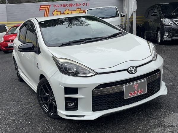 アクア 1.5 G GRスポーツ 17インチパッケージ プリクラッシュセーフティ レーンディパー拍卖