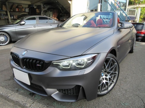 M4カブリオレ コンペティション M DCT ドライブロジック マッドグレーラッピング ハーマンカードン拍卖