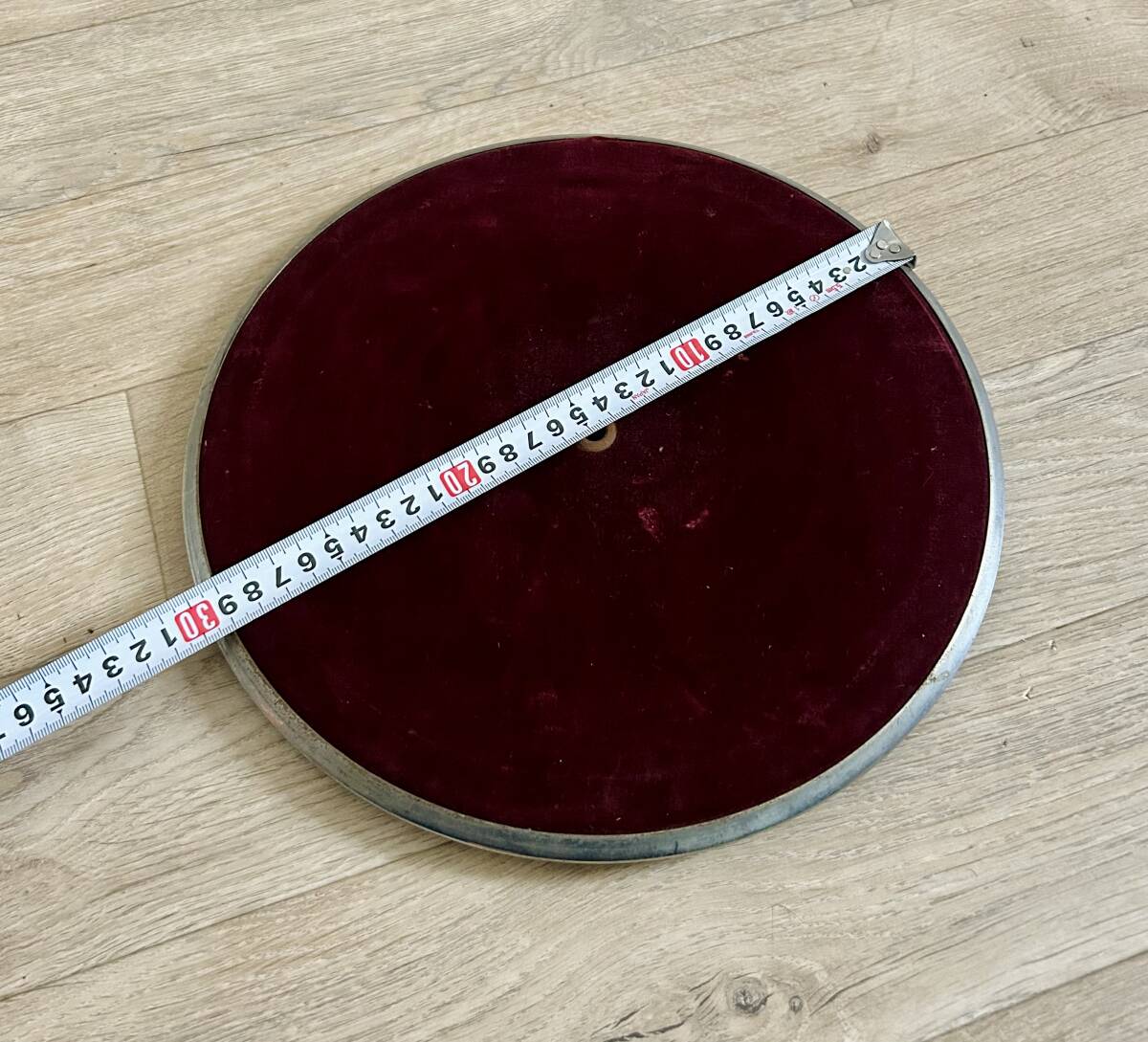 【昭和レトロ】蓄音機/ターンテーブル/ワインレッド/直径30cm/状態良好/Victor/他拍卖