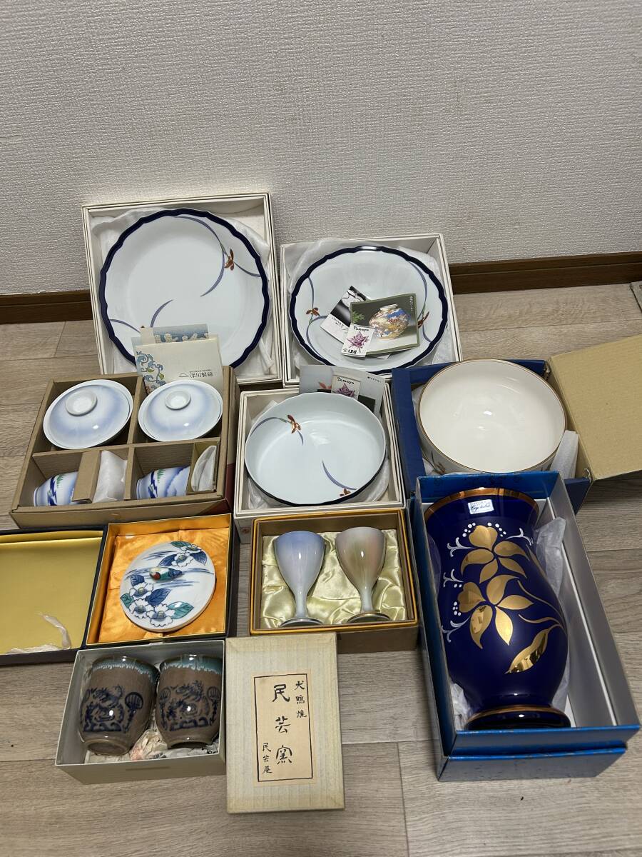 【未使用品】香蘭社/ボヘミアン/深川製/魚山/箱付き/おまとめ/湯呑/お皿/器/花瓶/ワインカップ/ペア/金彩デザイン/ガラス/拍卖