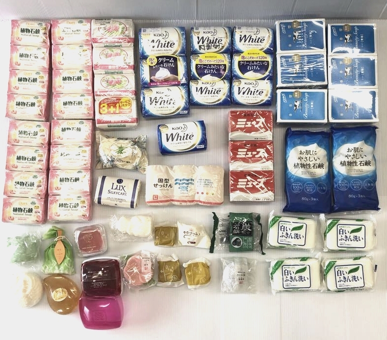 固形石鹸 まとめ68個 Lux ナイーブ 花王 ミューズ など 色々おまとめ石鹸拍卖