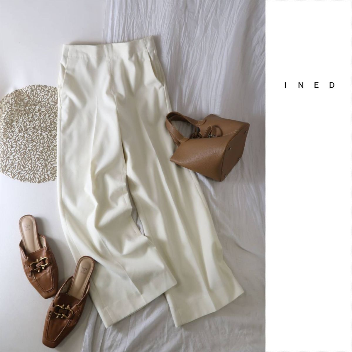 2万イネド INED☆洗える Aimeeウール混 美脚ワイドパンツ 9号サイズ 日本製☆M-B 6341拍卖