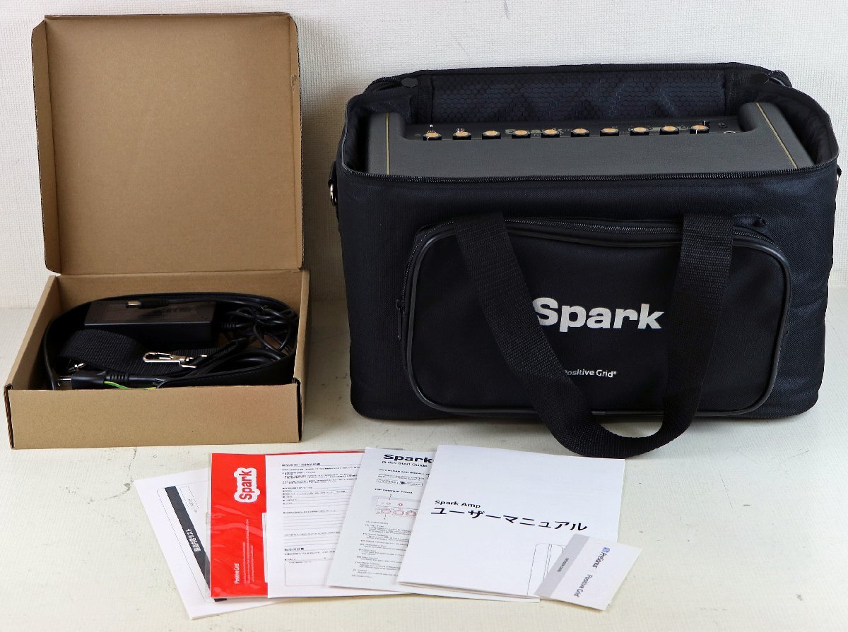 M●中古品●ギター・ベース/コンボアンプ Spark 40 Positive Grid/ポジティブグリッド 本体サイズ:350x180x190mm 専用ケース・ストラップ付拍卖