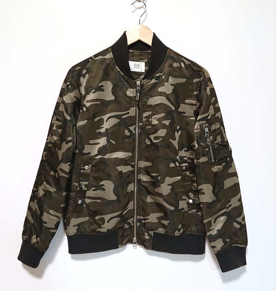 h4937gg 417 EDIFICE(フォーワンセブンエディフィス) サイズM ブルゾン ナイロンジャケット カモフラ柄 カーキ系 メンズ カジュアル 上着拍卖