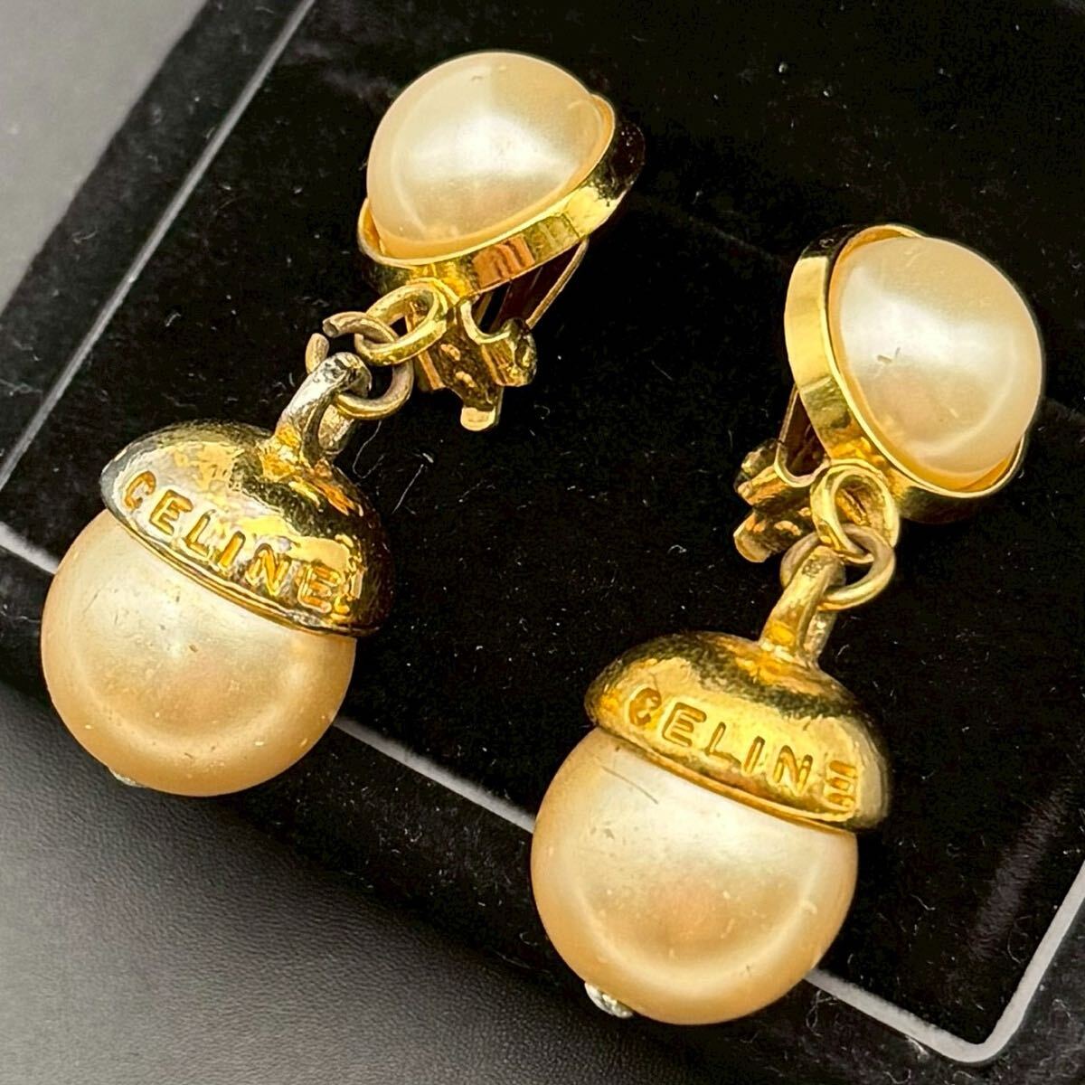 【希少】CELINE セリーヌ イヤリング 大ぶり パール ゴールド コスチュームジュエリー ロゴ 球体 丸型 サークル ヴィンテージ クリップ式拍卖