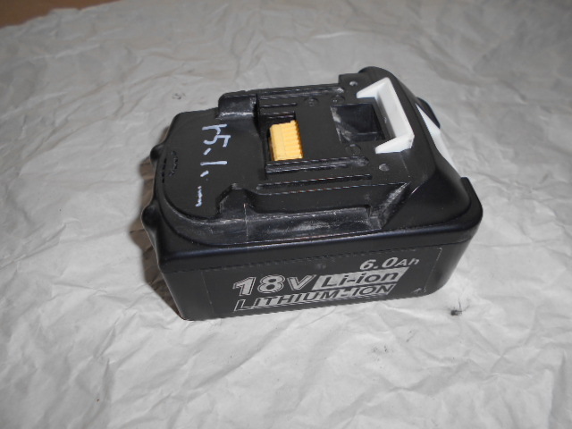 マキタ 互換性バッテリー レベルインジケーター付き 難あり再生用にどうぞ拍卖