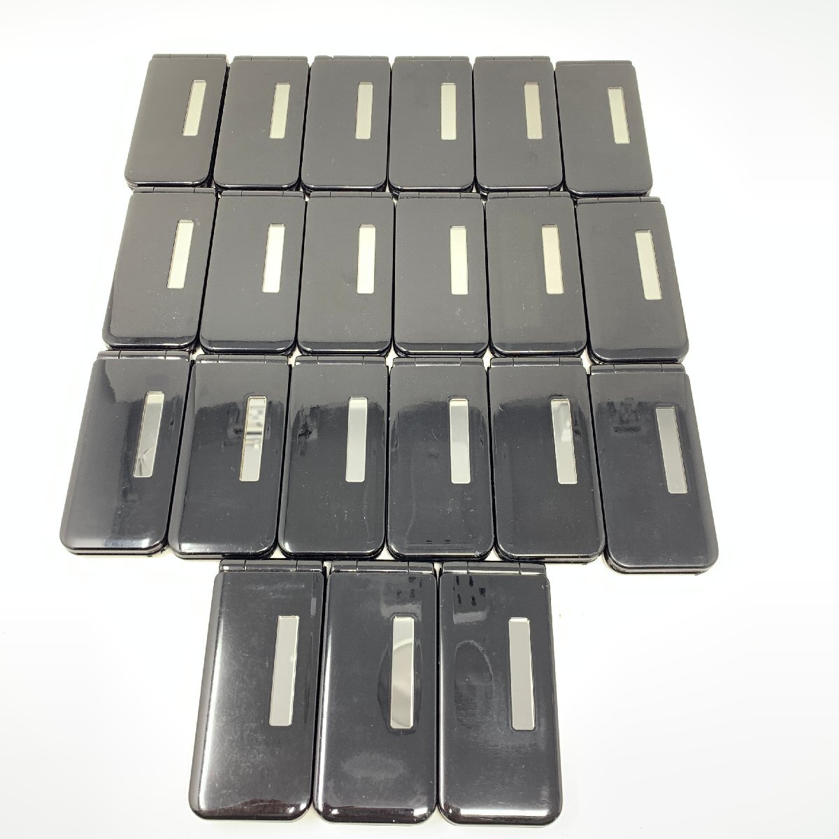 ◆ガラケー/21台セット◆Panasonic/COLOR LIFE 5 WATER PROOF 401PM/ブラック/Softbank 3G/84930拍卖