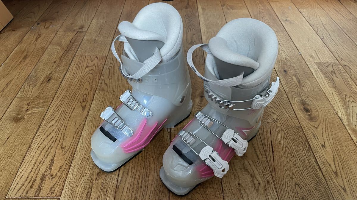 中古 ジュニア スキーブーツ アトミック 18.0〜19.5cm 237mm拍卖