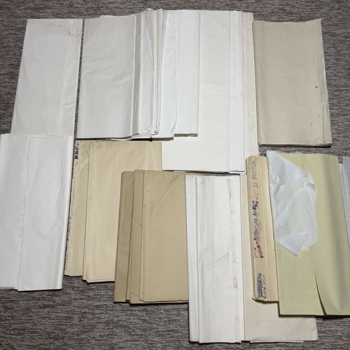 中国宣紙 唐紙 紅星牌 綿料 福建省 書道紙 画仙紙 書道具 枚数不明 重量約18kg 古紙拍卖