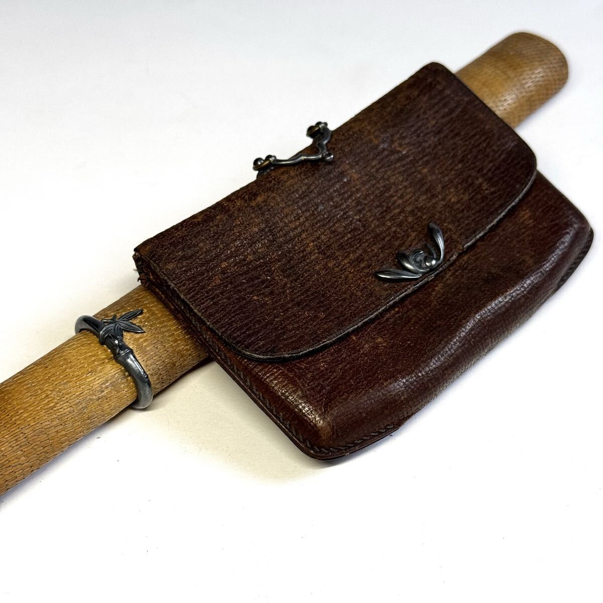 煙草入 銀金具 網代 時代 提げ物 煙草入れ 煙管入れ 網代編み 時代物拍卖