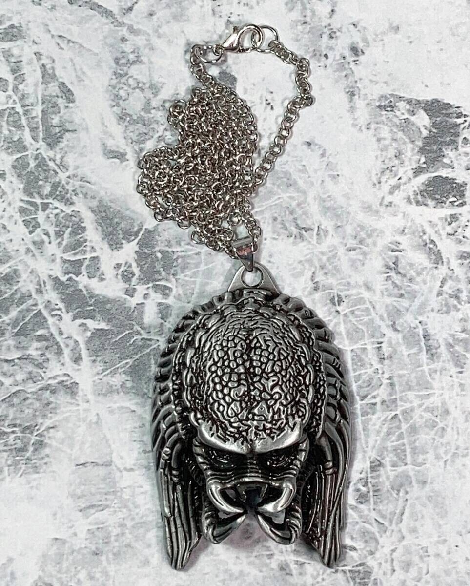 ◆同梱発送可◆「エイリアンVSプレデター プレデター/フェイス ネックレス シルバー」fire_sale 【タグ:映画、アクセサリー】拍卖