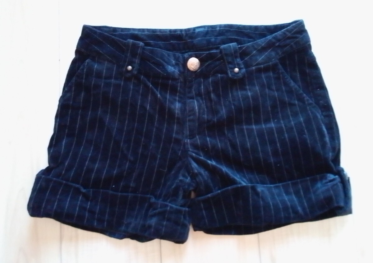 ショートパンツ 半ズボン ホットパンツ サイズ58 黒 白い縦線拍卖