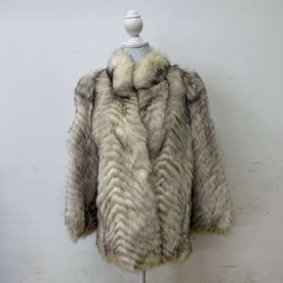 25名/A014133-1/MR3000/M115-9/【名古屋】コート 毛皮 ファー EMBA エンバ 着丈約70㎝拍卖