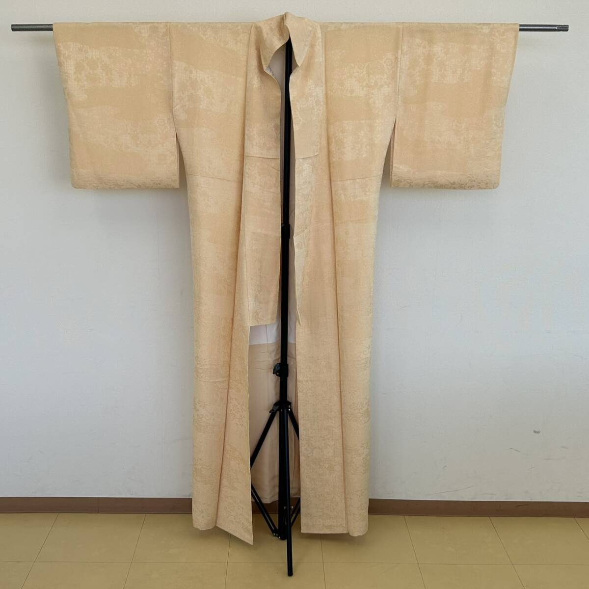 KIS/041304-8/10000/P115-108/【名古屋】特製 美奈登織 着物 和装 レディース拍卖