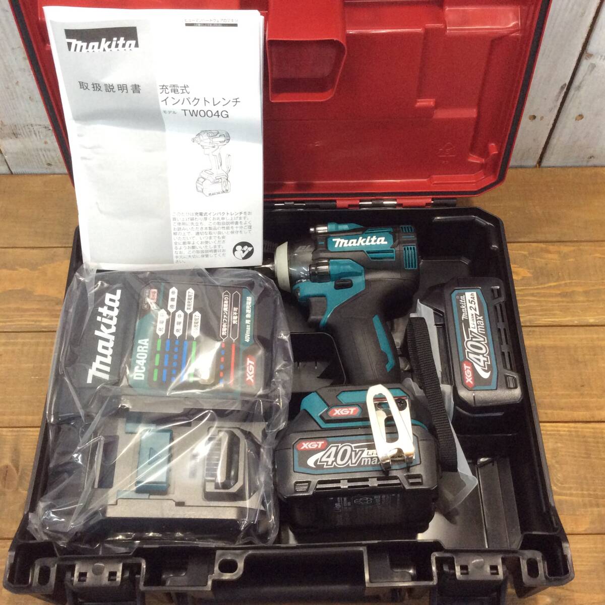 【WH-9021】未使用 makita マキタ 40V 充電式インパクトレンチ TW004GRDX 充電器+バッテリ2個拍卖