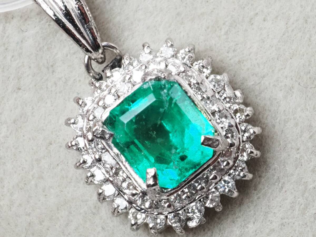 【8448A】Pt900 天然エメラルド 天然ダイヤモンド 0.88ct/0.27ct/2.66g ペンダントトップ拍卖