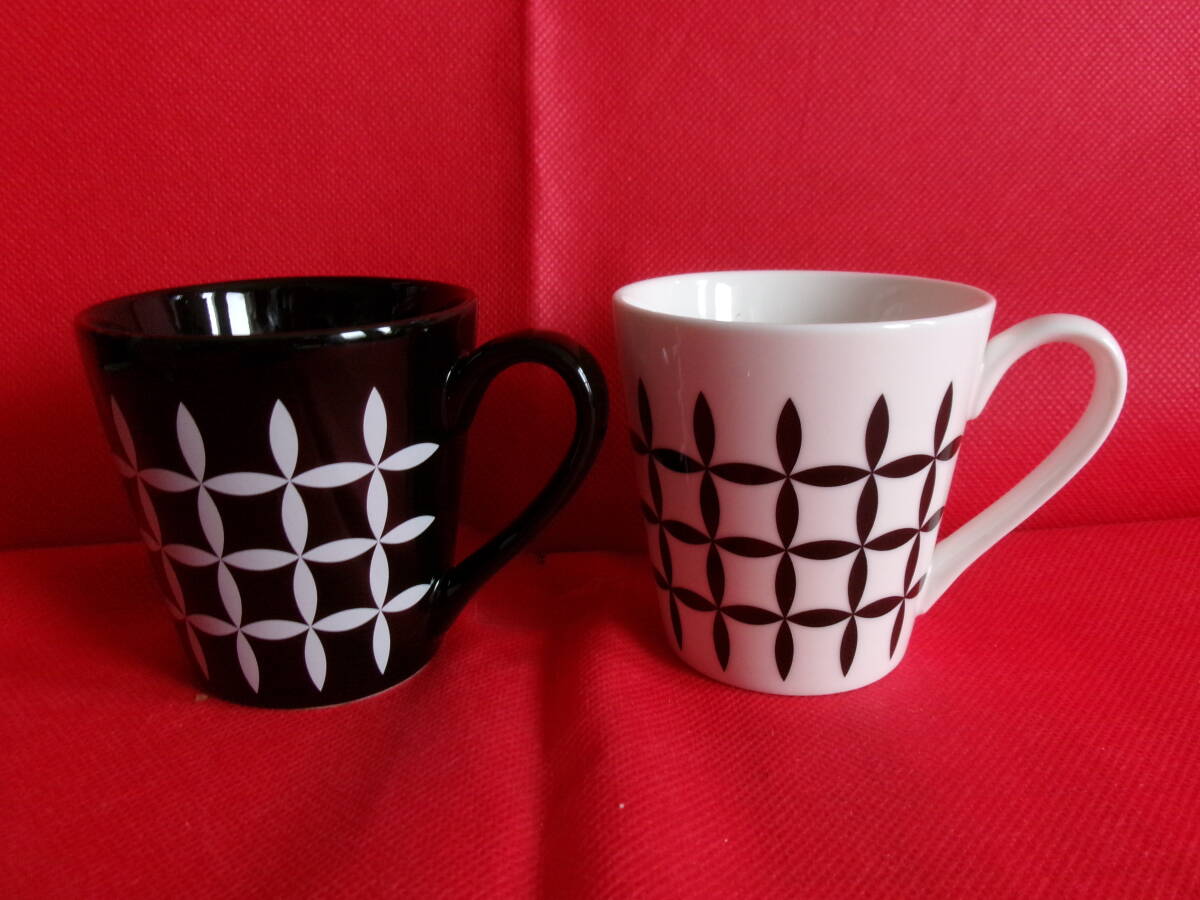 未使用品 ドルチェデュオ 白黒 七宝 マグカップ ペア 2個セット拍卖