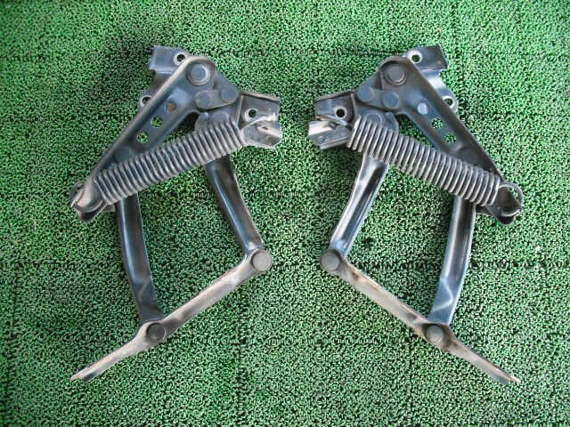 『B283』MS112 5M-GEU 5MGEU クラウン ロイヤルサルーン ボンネット ヒンジ ボンネットダンパー バネ スプリング a82 鬼クラ セダン拍卖