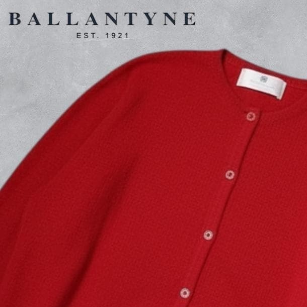 J1686@ 1スタ BALLANTYNE バランタイン 大人かわいい 極上カシミヤ100% クルーネックカーディガン M レッド 秋冬カシミヤ100% 拍卖