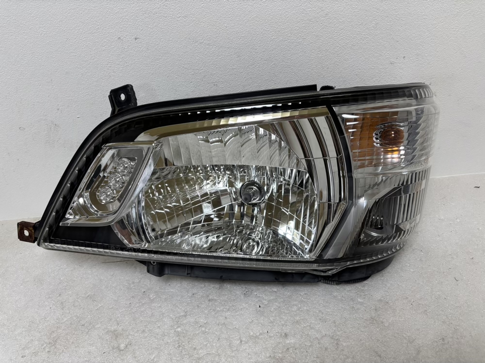 ☆ ダイナ トヨエース デュトロ ハロゲン 24V 後期 ヘッドライト 左 ☆51031拍卖