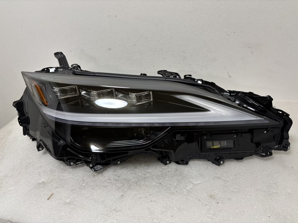 ☆ レクサス LS500h VXFA50 LED 後期 50-190 刻印A5 ヘッドライト 右 ☆51031拍卖