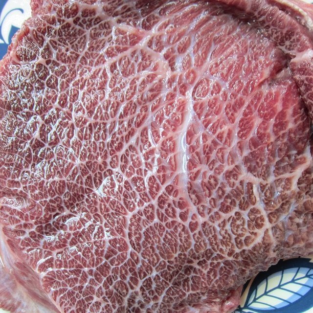 珍品・珍味「牛ホホ2片で903g」 ツラミ...焼きでも美味しく召し上がれます。国産、経産拍卖